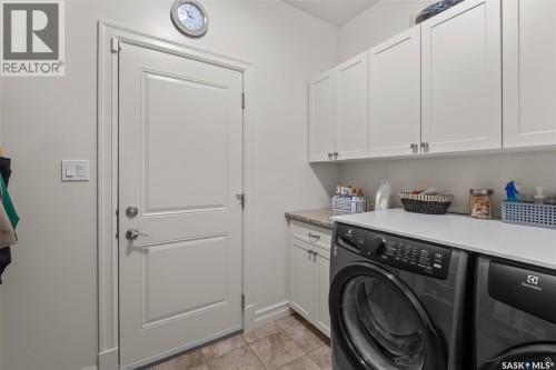 18 2805 Lakeview Drive, Prince Albert, SK 