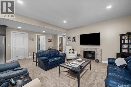 18 2805 Lakeview Drive, Prince Albert, SK 
