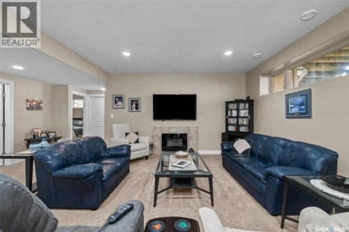 18 2805 Lakeview Drive, Prince Albert, SK 