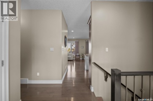 18 2805 Lakeview Drive, Prince Albert, SK 