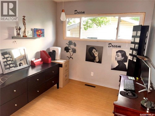 42 Spinks Drive, Saskatoon, SK 