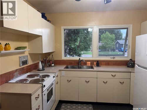 42 Spinks Drive, Saskatoon, SK 