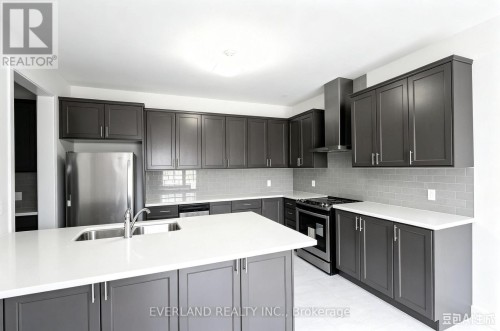 27 PROSPERITY WAY , East Gwillimbury, Ontario L9N 0V1 4