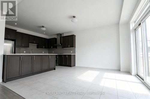 27 PROSPERITY WAY , East Gwillimbury, Ontario L9N 0V1 5