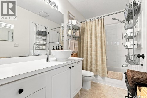 14 110 Keevil Crescent, Saskatoon, SK 