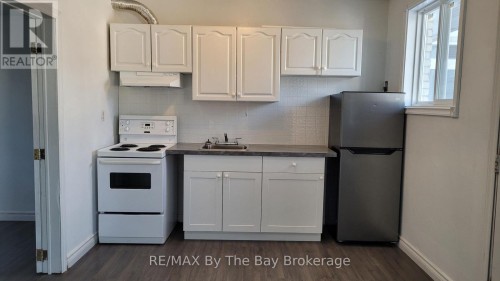 B12 - 280 RIVER ROAD E , Wasaga Beach, Ontario L9Z 2L7 3