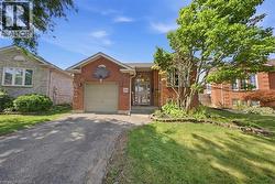 29 STRONG Court Brantford, ON N3R 7Y4