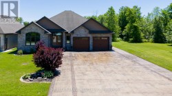 3849 FERNE AVENUE Plympton-Wyoming (Plympton Wyoming), ON N0N 1E0
