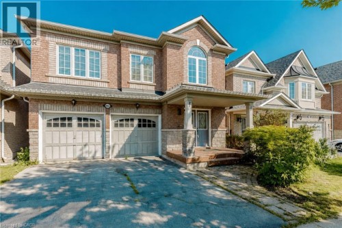 2452 Pathfinder Drive, Burlington, ON 