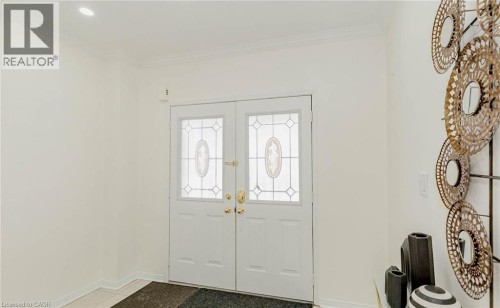 2452 Pathfinder Drive, Burlington, ON 