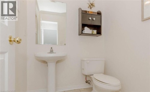 2452 Pathfinder Drive, Burlington, ON 