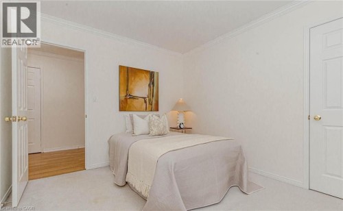 2452 Pathfinder Drive, Burlington, ON 