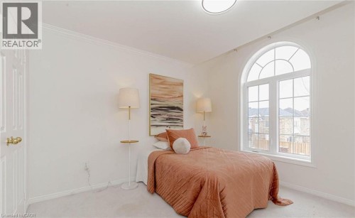 2452 Pathfinder Drive, Burlington, ON 