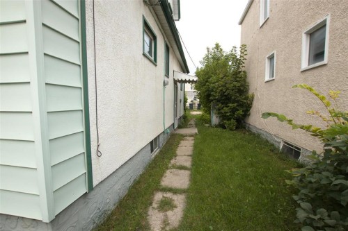 633 Alfred Avenue, Winnipeg, MB 