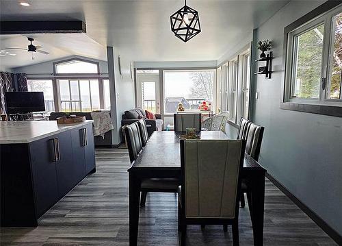 38 Thorvaldson Dr, Arnes, MB 