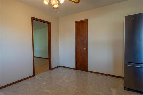 139 Borden Ave, Winnipeg, MB 