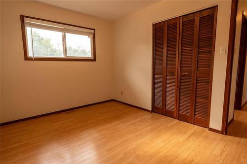 139 Borden Ave, Winnipeg, MB 