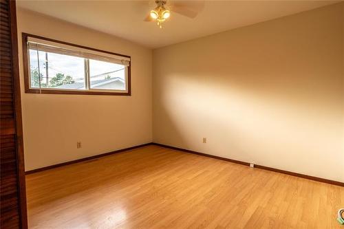 139 Borden Ave, Winnipeg, MB 