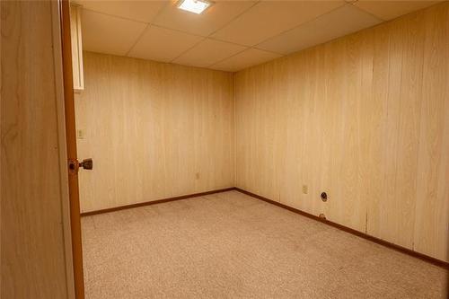 139 Borden Ave, Winnipeg, MB 