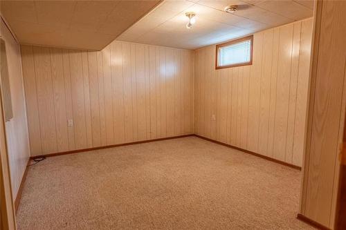 139 Borden Ave, Winnipeg, MB 