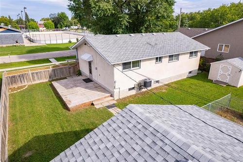 139 Borden Ave, Winnipeg, MB 