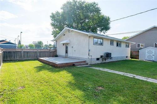 139 Borden Ave, Winnipeg, MB 