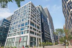 447 - 60 PRINCESS STREET Toronto, ON M5A 2C7