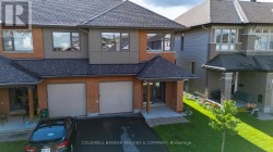 806 CARNELIAN CRESCENT Ottawa, ON K1X 0A8