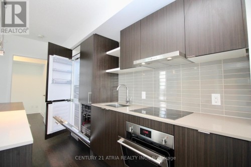 2510 - 100 HARBOUR STREET , Toronto, Ontario M5J 0B5 3