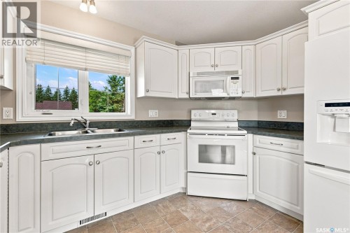 5012 Central Avenue, Waldheim, SK 