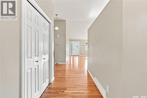 5012 Central Avenue, Waldheim, SK 