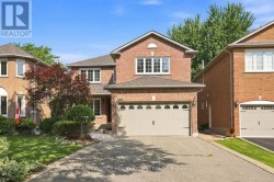 3268 CAJUN CRESCENT  Mississauga, ON L5L 5T7