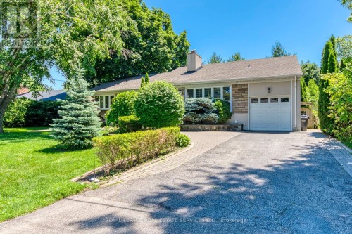 1602 Lincolnshire Boulevard, Mississauga, ON 