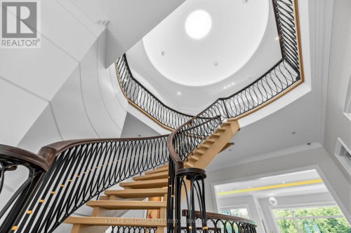 130 Upper Canada Drive, Toronto, ON 