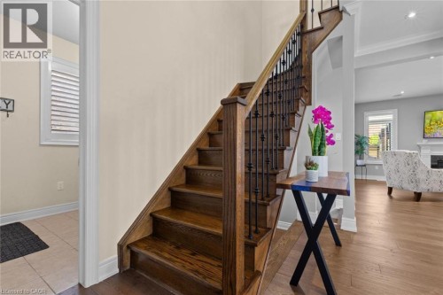 215 Vinton Road, Ancaster, ON 