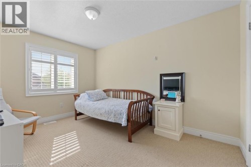 215 Vinton Road, Ancaster, ON 
