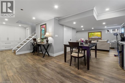 215 Vinton Road, Ancaster, ON 