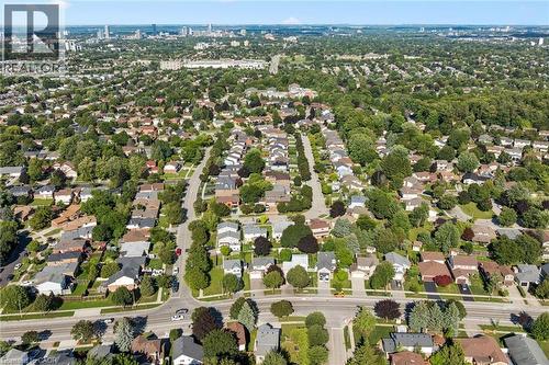 616 Westheights Drive, Kitchener, ON 