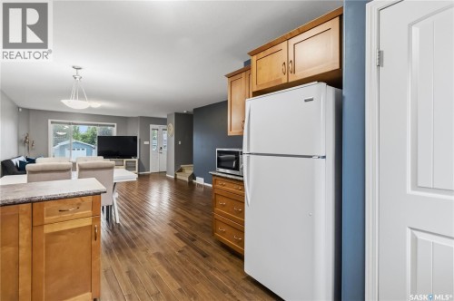 205B 3Rd Avenue, Aberdeen, SK 