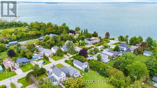 837 MONTSELL AVENUE , Georgina, Ontario L0E 1S0 2