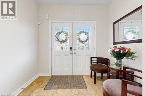 Dual entry doors with decorative glass panels - 173 Raymond Road, Ancaster, ON 