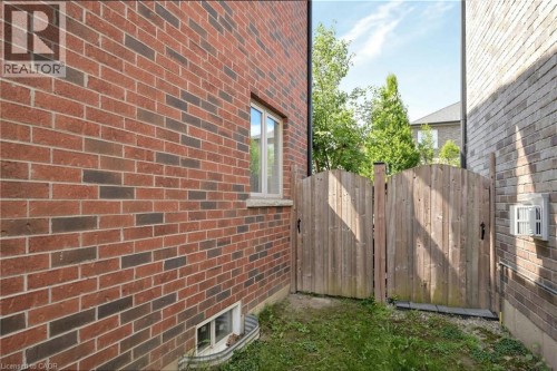 173 Raymond Road, Ancaster, ON 
