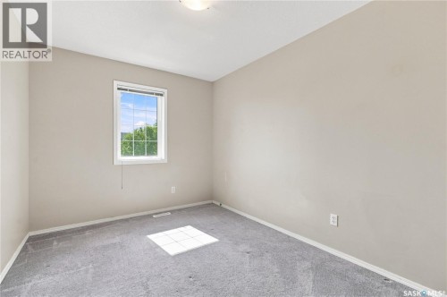 18 110 Keevil Crescent, Saskatoon, SK 