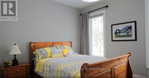 81 Spruce Street, Tiny, ON 