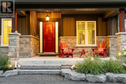 81 Spruce Street, Tiny, ON 
