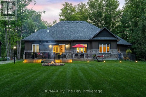 81 Spruce Street, Tiny, ON 