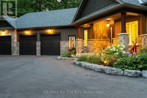 81 Spruce Street, Tiny, ON 