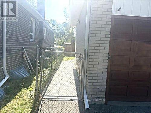 65 ROMULUS DRIVE , Toronto, Ontario M1K 4C1 2