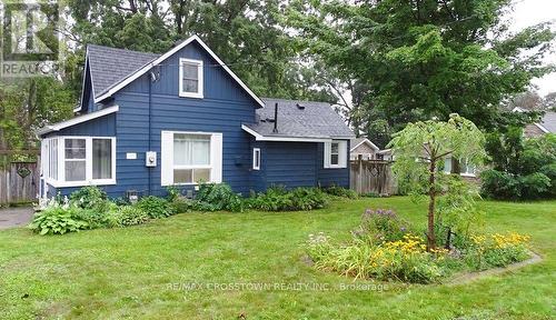 39 GROVE STREET W  Barrie, ON L4N 1M6