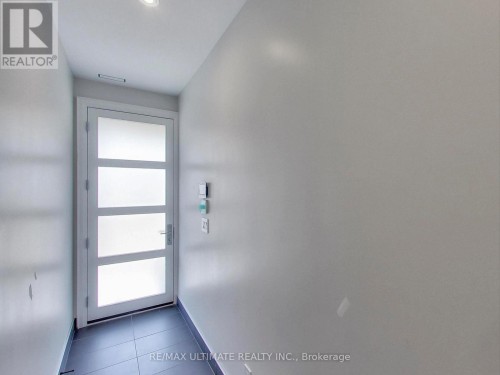 201 - 387 GLENHOLME AVENUE , Toronto, Ontario M6E 3E6 3